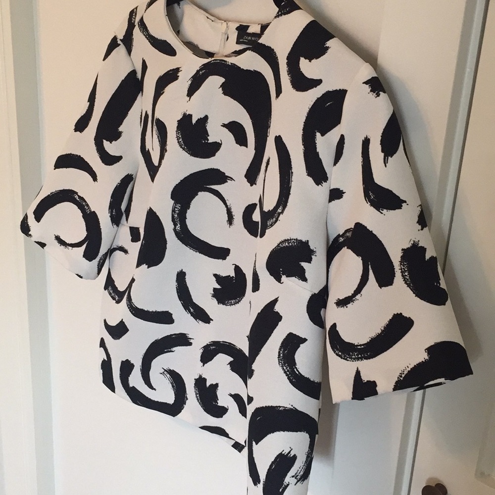Zara Black and White Print Top